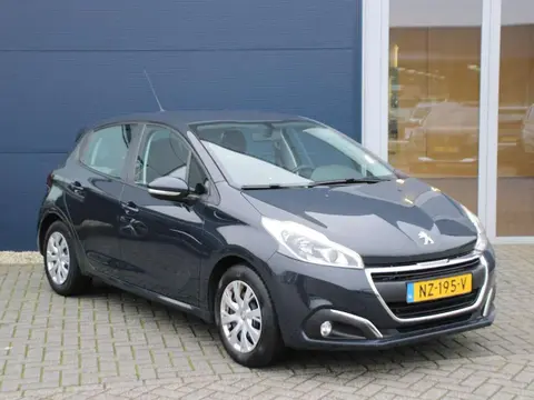 Used PEUGEOT 208 Petrol 2017 Ad 