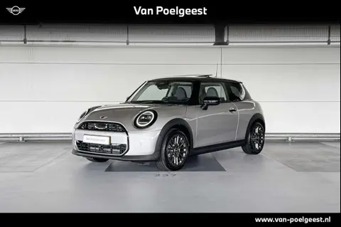 Used MINI COOPER Petrol 2024 Ad 