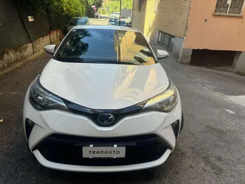 Annonce TOYOTA C-HR Hybride 2021 d'occasion 