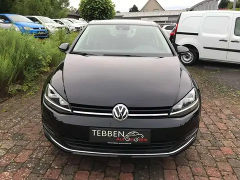 Used VOLKSWAGEN GOLF Petrol 2016 Ad 