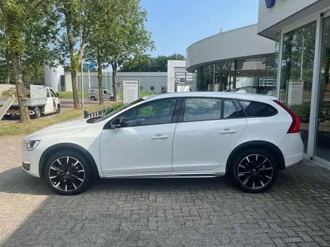 Used VOLVO V60 Petrol 2017 Ad 