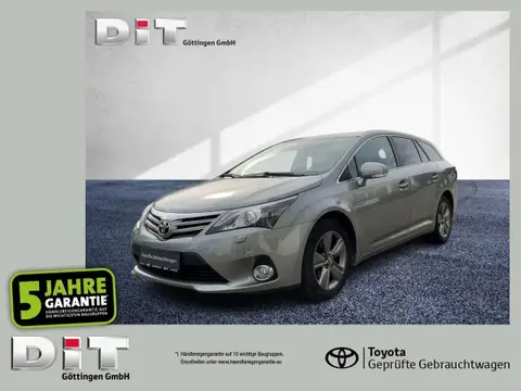Used TOYOTA AVENSIS Petrol 2015 Ad 