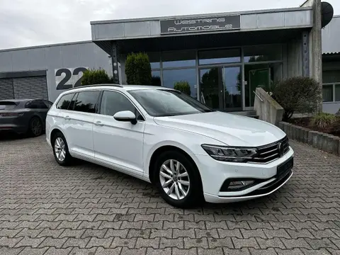 Used VOLKSWAGEN PASSAT Petrol 2021 Ad 