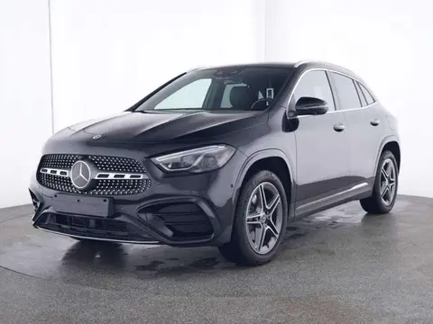 Used MERCEDES-BENZ CLASSE GLA Hybrid 2023 Ad 