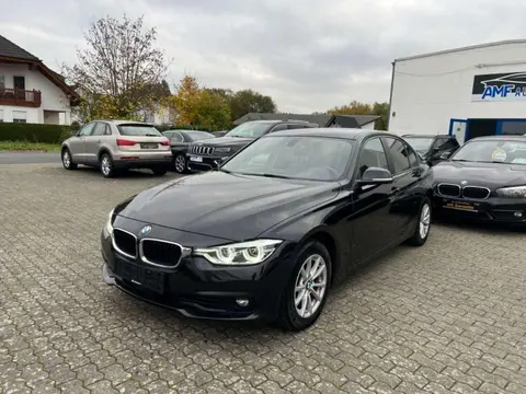 Used BMW SERIE 3 Petrol 2018 Ad 