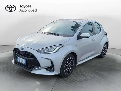 Used TOYOTA YARIS Hybrid 2021 Ad 