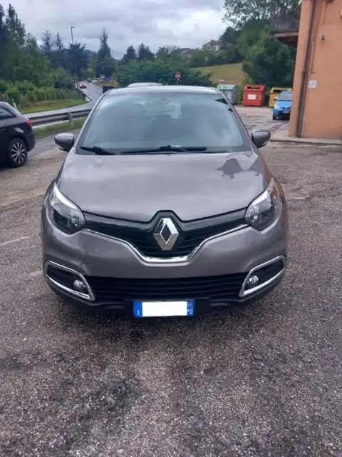 Used RENAULT CAPTUR Diesel 2014 Ad 