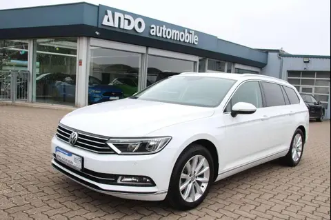 Used VOLKSWAGEN PASSAT Petrol 2018 Ad 