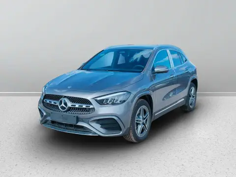 Used MERCEDES-BENZ CLASSE GLA Hybrid 2024 Ad 