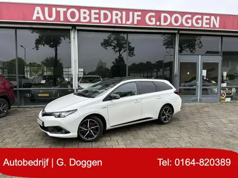 Used TOYOTA AURIS Hybrid 2019 Ad 