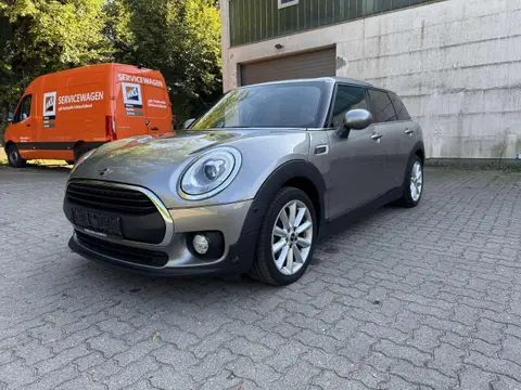 Used MINI ONE Diesel 2018 Ad Germany