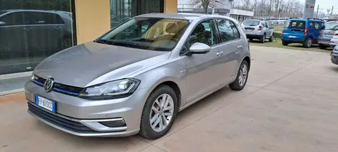 Used VOLKSWAGEN GOLF  2018 Ad 