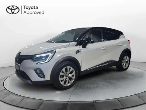 Used RENAULT CAPTUR Hybrid 2021 Ad 