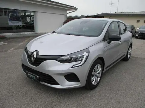 Used RENAULT CLIO Petrol 2022 Ad 