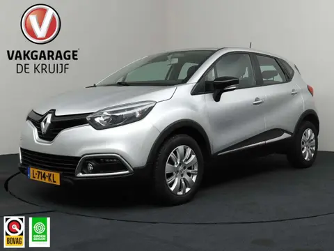 Annonce RENAULT CAPTUR Essence 2015 d'occasion 