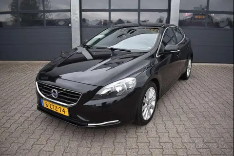 Used VOLVO V40 Petrol 2015 Ad 