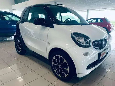 Annonce SMART FORTWO Essence 2016 d'occasion 