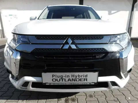 Used MITSUBISHI OUTLANDER Hybrid 2019 Ad 