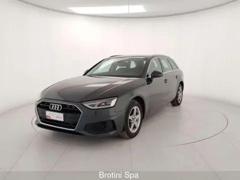 Used AUDI A4 Hybrid 2020 Ad 