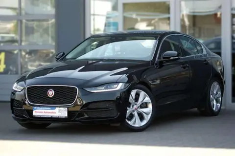 Annonce JAGUAR XE Essence 2020 d'occasion 