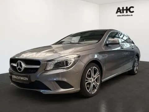 Used MERCEDES-BENZ CLASSE CLA Petrol 2015 Ad 