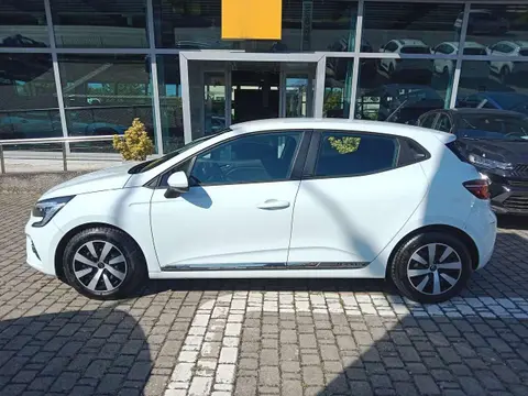 Used RENAULT CLIO Hybrid 2021 Ad 