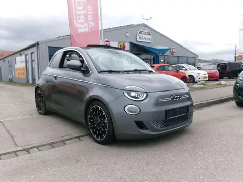 Used FIAT 500 Electric 2022 Ad 