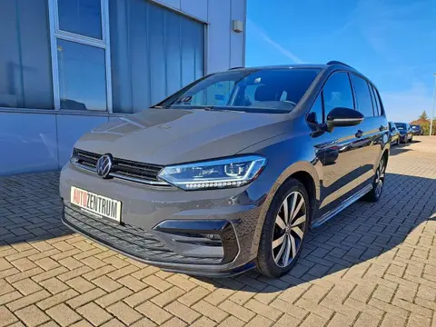 Used VOLKSWAGEN TOURAN Petrol 2019 Ad 