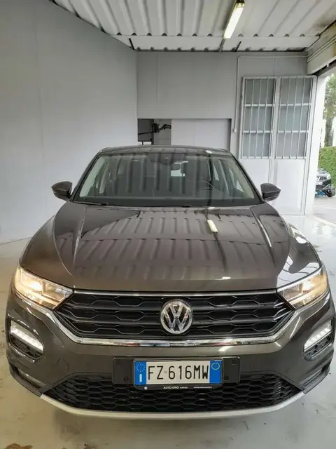 Used VOLKSWAGEN T-ROC Diesel 2019 Ad 