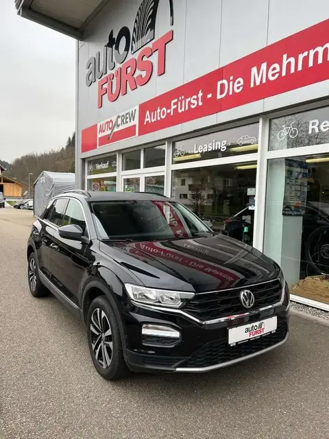 Used VOLKSWAGEN T-ROC Diesel 2019 Ad 