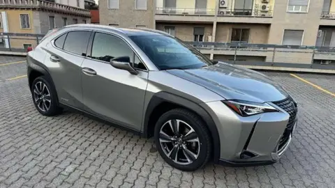 Used LEXUS UX Hybrid 2019 Ad 