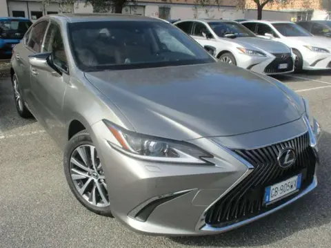 Used LEXUS ES Hybrid 2020 Ad 