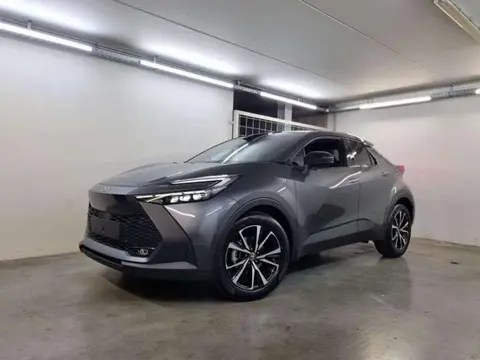 Used TOYOTA C-HR Hybrid 2024 Ad 