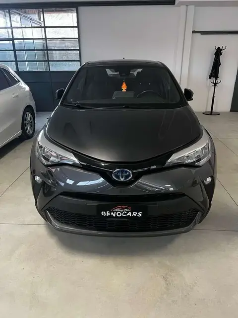 Used TOYOTA C-HR Hybrid 2020 Ad 