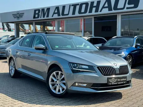 Annonce SKODA SUPERB Essence 2019 d'occasion 