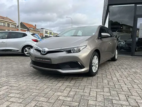 Used TOYOTA AURIS Hybrid 2015 Ad 