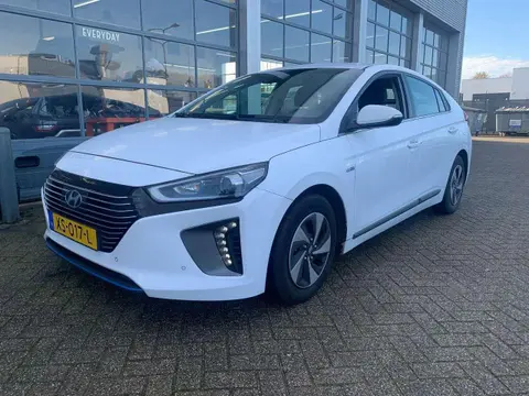 Used HYUNDAI IONIQ Hybrid 2019 Ad 