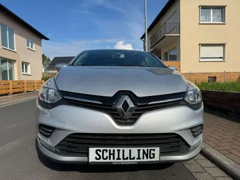 Used RENAULT CLIO Petrol 2017 Ad 