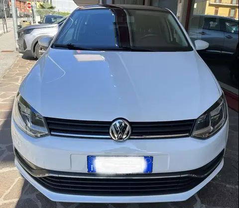 Used VOLKSWAGEN POLO Diesel 2015 Ad 