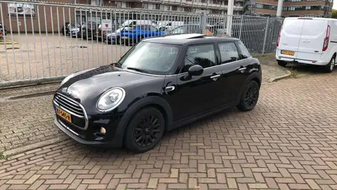 Used MINI COOPER Petrol 2016 Ad 