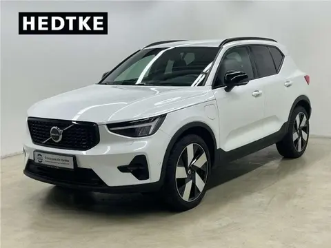 Used VOLVO XC40 Hybrid 2022 Ad 