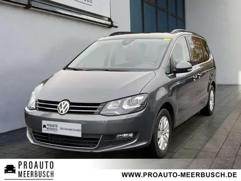 Used VOLKSWAGEN SHARAN Petrol 2022 Ad 