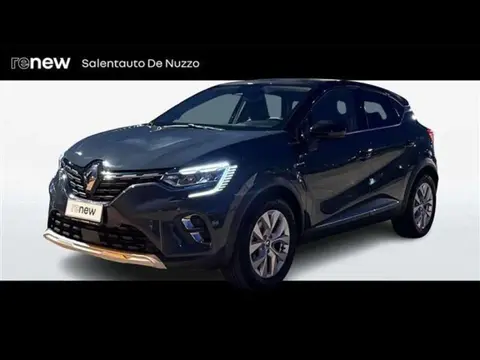 Used RENAULT CAPTUR Hybrid 2022 Ad 