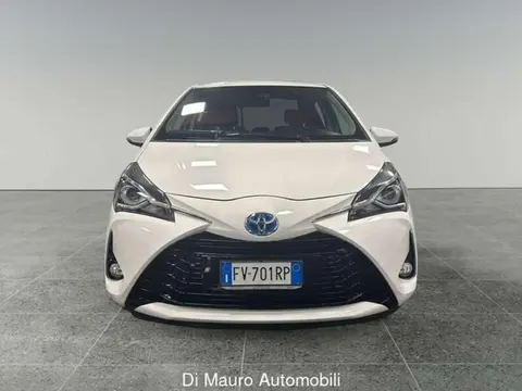 Used TOYOTA YARIS Hybrid 2019 Ad 