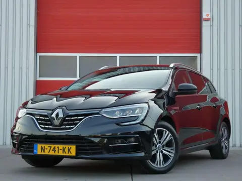 Used RENAULT MEGANE Hybrid 2021 Ad 