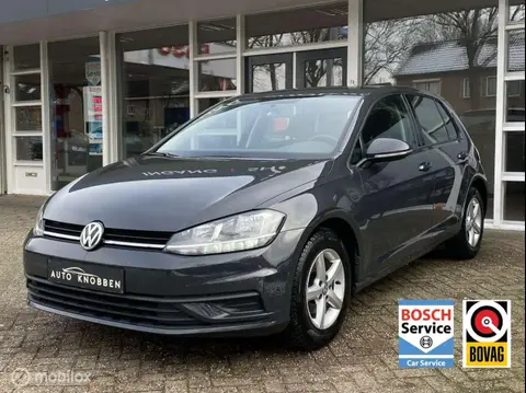 Used VOLKSWAGEN GOLF Petrol 2017 Ad 