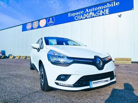 Used RENAULT CLIO Petrol 2018 Ad 