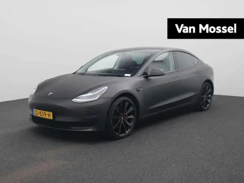 Used TESLA MODEL 3 Electric 2019 Ad 