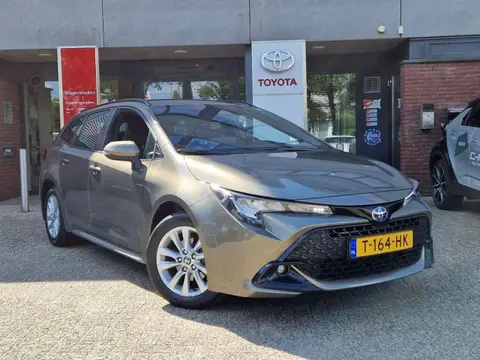 Used TOYOTA COROLLA Hybrid 2023 Ad 