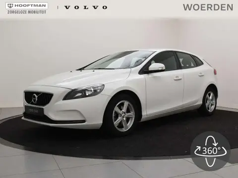 Annonce VOLVO V40 Essence 2017 d'occasion 